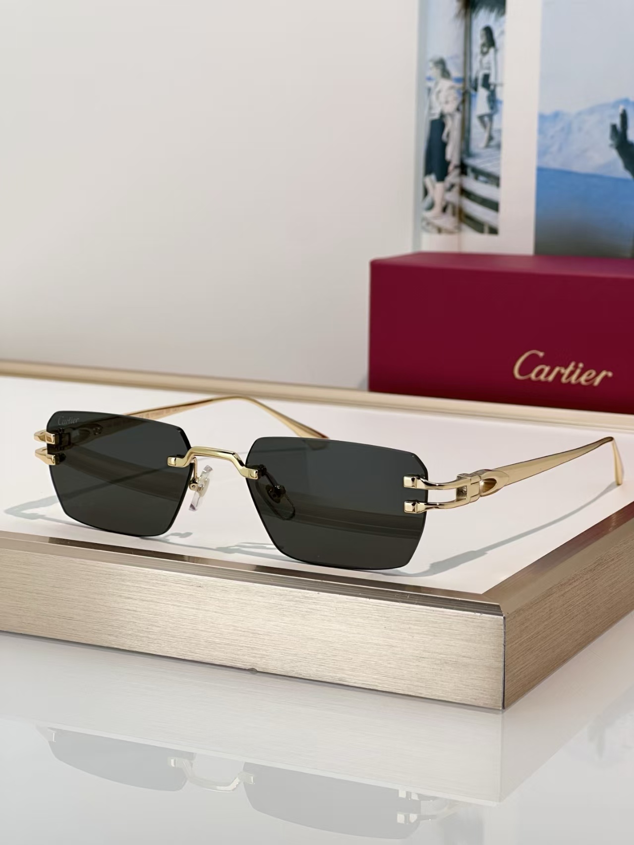 290💰变色330💰Cartie*
Mod:CT0662O
Size:54口17-145
