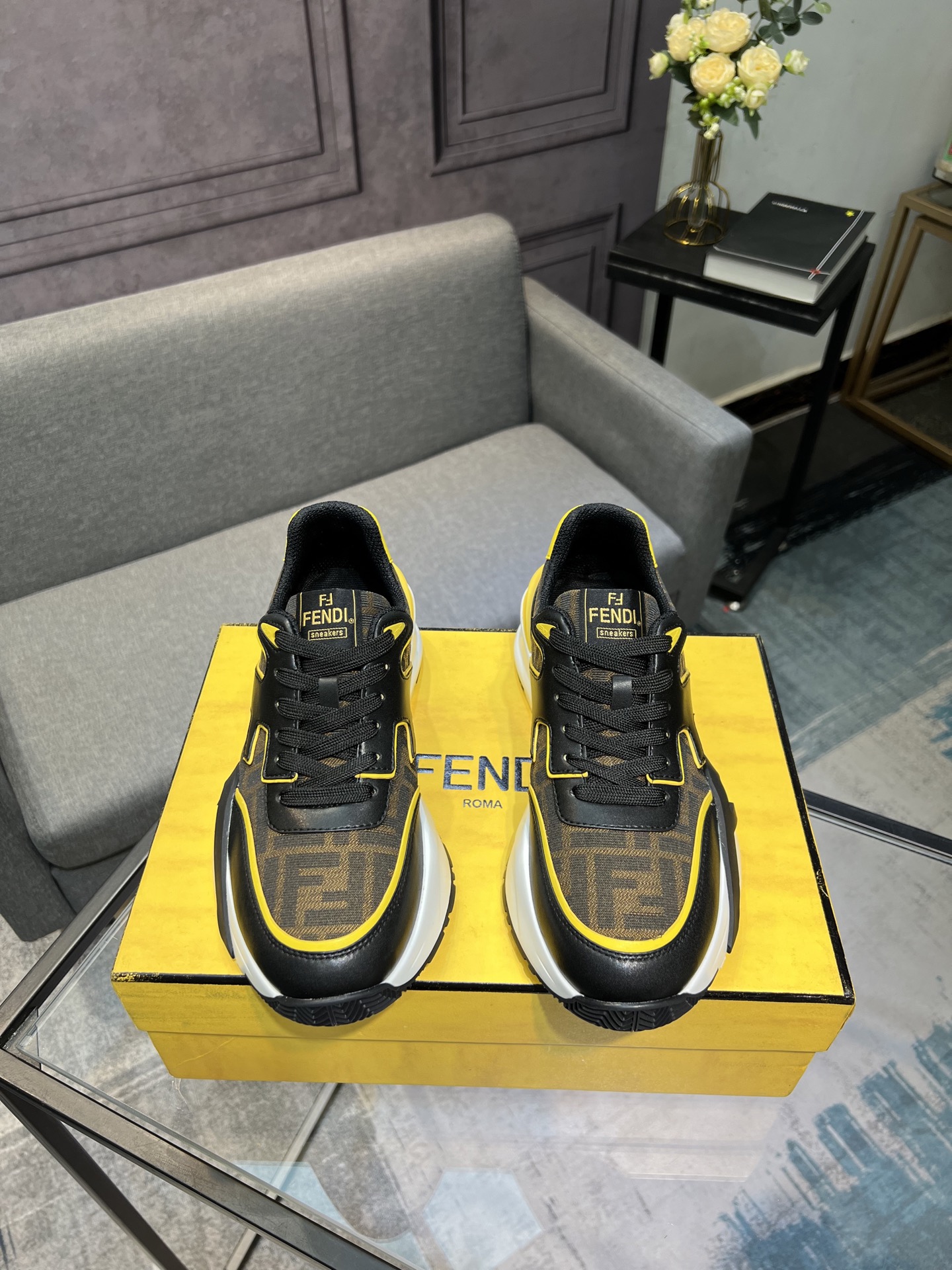 💰¥580 芬迪(FENDI)男士时尚休闲鞋👟爆款热卖🔥官网1:1复刻⬆️原单品质 -原版皮料- 原版透气网里 原版大底 1:1复刻,码数38-44(45-46订做)
