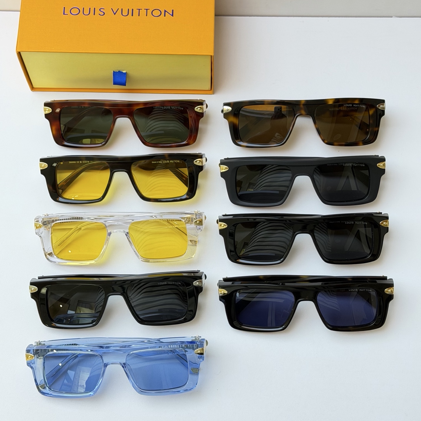330💰LOUIS VITTO*
MODEL:Z6061U Z6062U Z6063U Z6064U Z6065U Z6066U Z6067U Z6068U Z6069U
SIZE:53口19-145